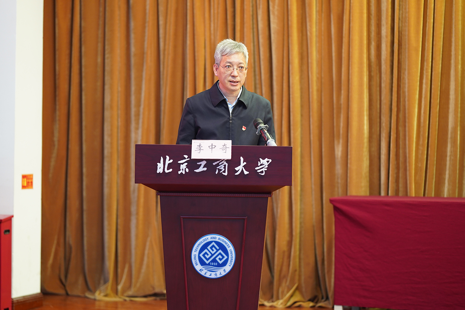 554775035e064d7fa0149a77f625c62c.jpg 554775035e064d7fa0149a77f625c62c.jpg