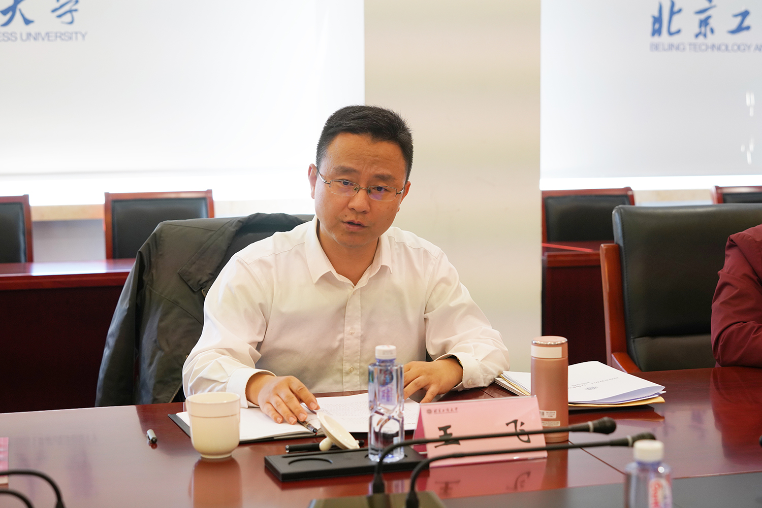 60f35bb5d9034e878a74d97c8be8e5c7.jpg 60f35bb5d9034e878a74d97c8be8e5c7.jpg